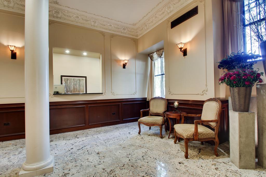 Dewitt Hotel And Suites Чикаго Екстер'єр фото