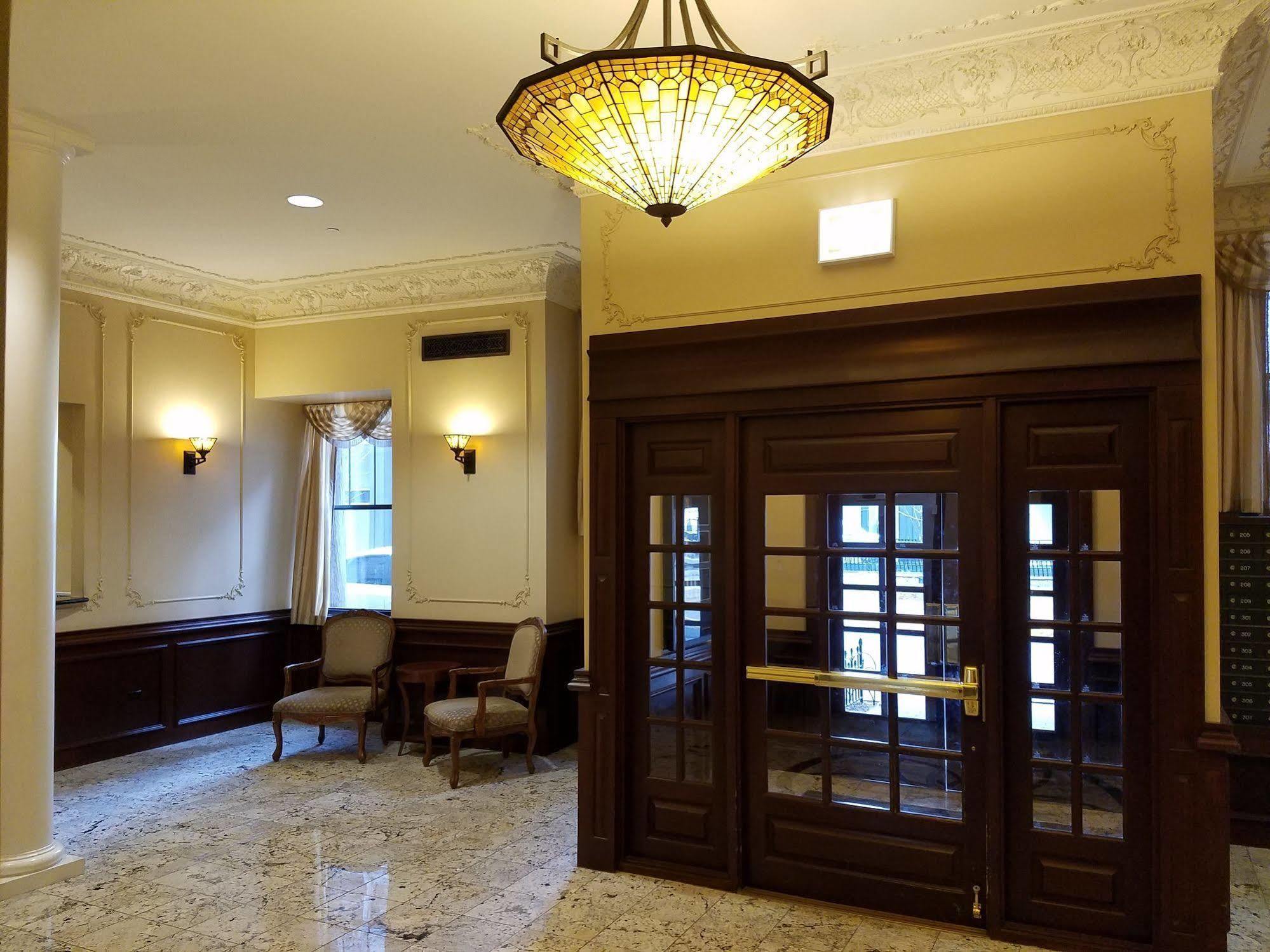 Dewitt Hotel And Suites Чикаго Екстер'єр фото