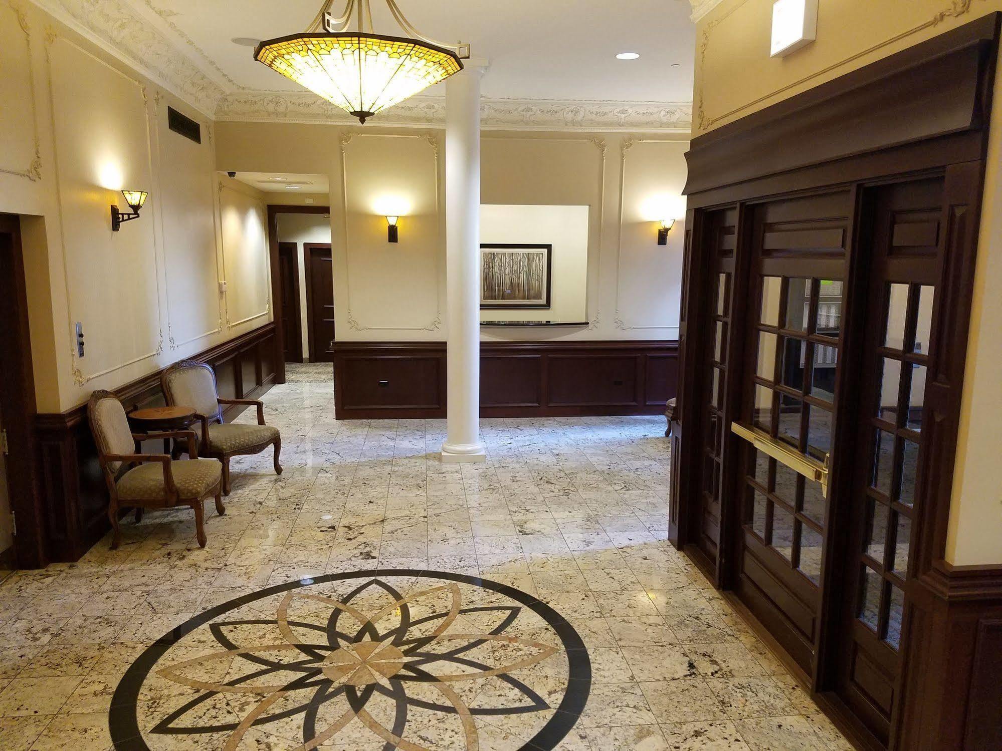 Dewitt Hotel And Suites Чикаго Екстер'єр фото