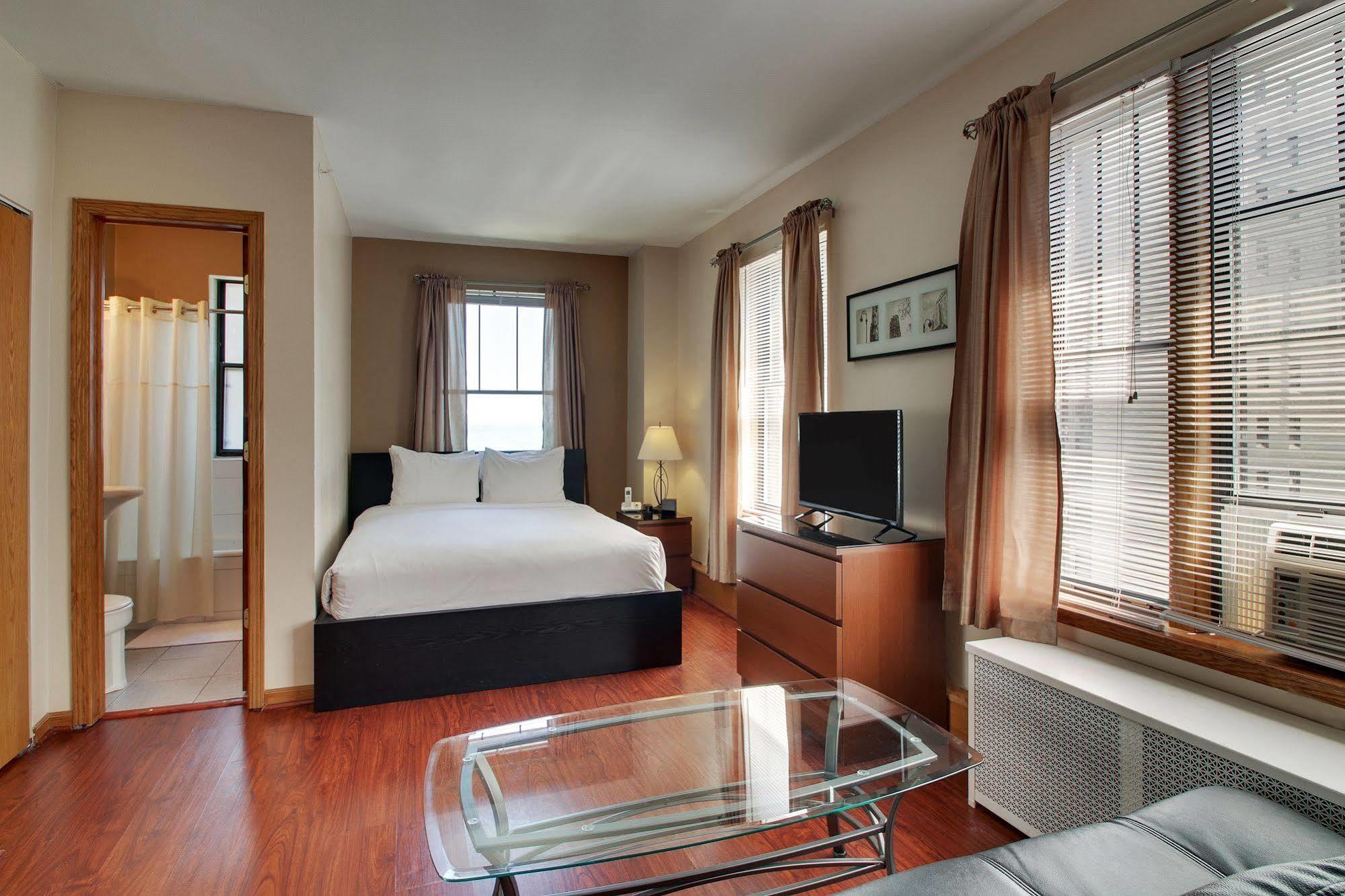 Dewitt Hotel And Suites Чикаго Екстер'єр фото